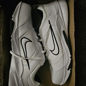 NIKE Size 14